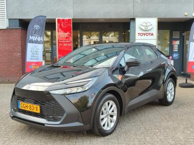 Financial Leas Toyota C-HR 1.8 Hybrid 140