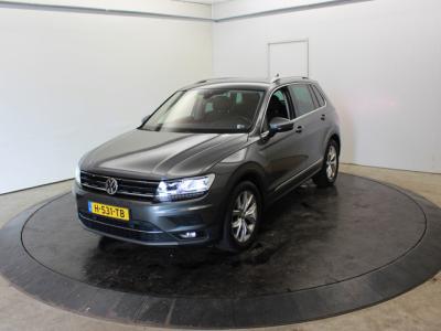 Financial Leas Volkswagen Tiguan 1.5 TSI ACT Highline Trekh Elk A-klep Navi Virtual Cockpit