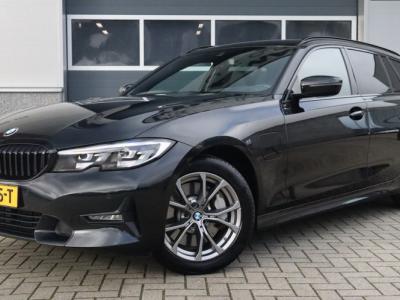 Financial Leas BMW 3 Serie Touring 330e Sport Line