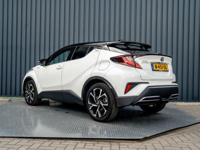 Toyota C-HR 2.0 Hybrid Bi-Tone