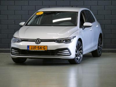 Financial Lease Volkswagen Golf 1.4 eHybrid Style