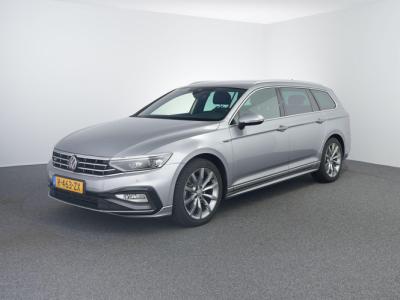 Financial Lease Volkswagen Passat Variant 1.5 TSI R-Line Business +
