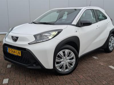 Financial Leas Toyota Aygo X 1.0 VVT-i MT Play