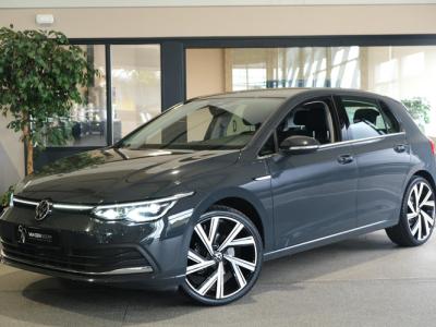 Financial Lease Volkswagen Golf 8 1.5 eTSI Style DSG Navi Virtual Led ACC