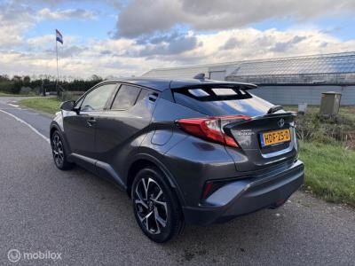 Toyota C-HR 1.8 Hybrid Dynamic Sport