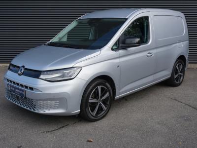 Financial Lease Volkswagen Caddy Cargo 123PK Automaat 1st Edition Trekhaak Navi Led Cruise control 17" Velgen Digitale cockpit Parkeersensoren Camera