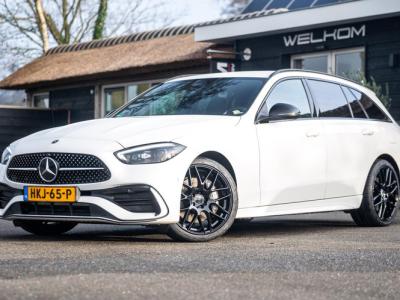 Financial Leas Mercedes-Benz C-Klasse Estate 300 e Luxury Line i phev I Leder I Carplay I Digital Light I AMG I Dealeronderhouden I
