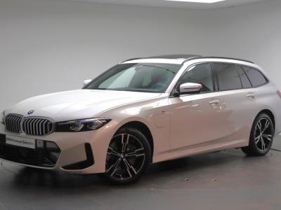 Financial Lease BMW 3 Serie Touring 330e M Sport Automaat