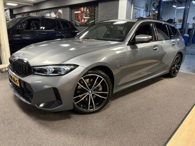 Financial Lease BMW 3 Serie Touring 330e xDrive M-pakket facelift