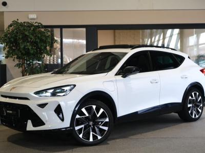 Financial Leas CUPRA Formentor 1.5 TSI e-Hybrid VZ 272PK Pano Vol Leder Schaal 360Cam Led ACC