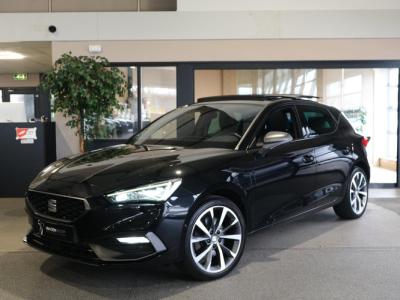 Financial Lease SEAT Leon 1.4 TSI FR eHybrid 204pk Pano Camera ACC Led Virtual Navi