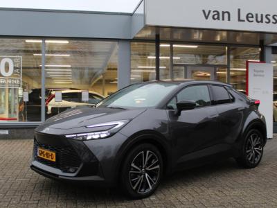 Financial Lease Toyota C-HR 2.0 Plug-in Hybrid 220 EXECUTIVE