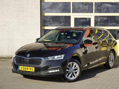 Financial Lease Škoda Octavia Combi 1.5 TSI 150PK! First Edition BJ2020 Lmv 17"