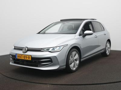 Financial Lease Volkswagen Golf 1.5 eHybrid Life Edition