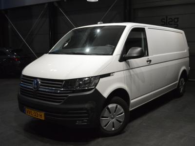 Financial Leas Volkswagen Transporter 2.0 TDI L2H1 navi airco cruise pdc trekhaak 110 pk !!