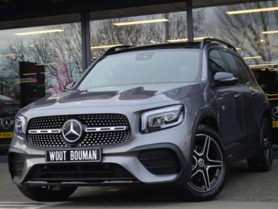 Financial Lease Mercedes-Benz GLB 200 AMG Led Panorama Widescreen Sfeer Camera Night CarPlay