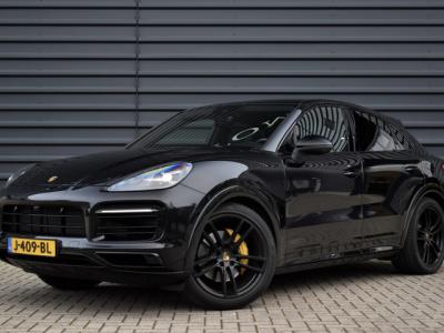 Financial Leas Porsche Cayenne Coupé 3.0 E-Hybrid 462pk SportDesign