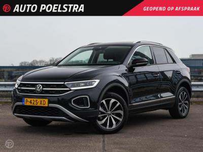Financial Leas Volkswagen T-Roc 1.5 TSI 150 PK DSG Style Navigatie IQ Light Camera Massage ACC DAB Stoelverwarming Velours Digital Cockpit 17" incl. BTW