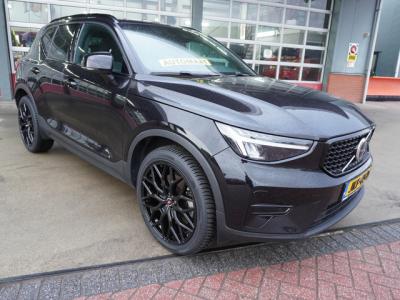 Financial Leas Volvo XC40 1.5 T4 Recharge Dark Plus Hybride 20"Licht metalen velgen