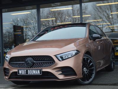 Financial Leas Mercedes-Benz A-Klasse 250 e AMG Led Leder Panorama Widescreen Sfeer Camera Night