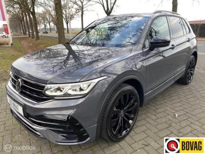 Financial Leas Volkswagen Tiguan 1.4 TSI eHybrid I R-Line I 360 Camera I Black style