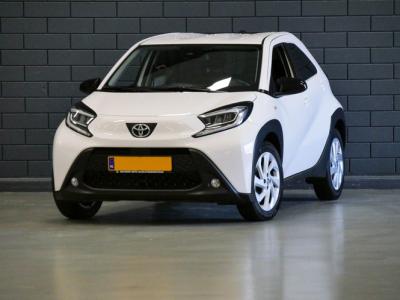 Financial Lease Toyota Aygo X 1.0 VVT-i MT first