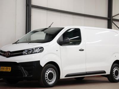 Financial Leas Toyota ProAce Worker 2.0 D-4D Live L2H1 LANG