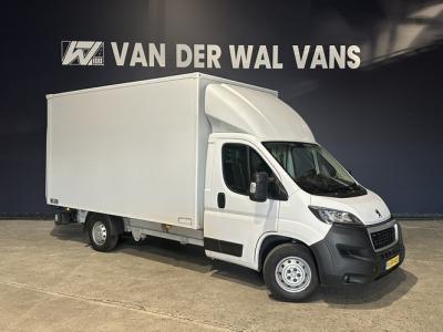 Financial Leas Peugeot Boxer 2.2 BlueHDi 141pk Bakwagen 428cm Lang Laadklep Euro6 Airco