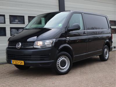 Financial Leas Volkswagen Transporter 2.0 TDI 102pk Euro 6 - Cruise - Trekhaak - Airco