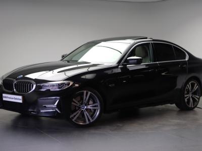 Financial Lease BMW 3 Serie 330e High Executive Luxury Line Automaat