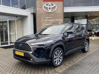 Financial Leas Toyota Corolla Cross 2.0 HYBRID 184PK FIRST-EDITION