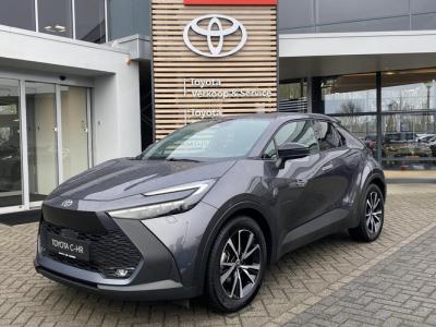 Financial Leas Toyota C-HR 1.8 Hybrid 140 First Edition