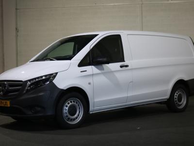 Financial Leas Mercedes-Benz eVito 112 L2 60 kWh Led