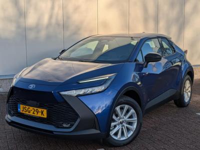 Financial Lease Toyota C-HR 2.0 Plug-in Hybrid 220 Active