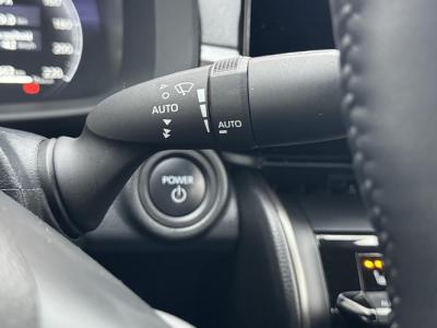 Financial Leas Toyota C-HR 2.0 Plug-in Hybrid 220 Dynamic