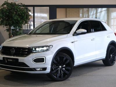Financial Leas Volkswagen T-Roc 1.5 TSI 2x R-Line DSG Led Virtual Black Navi Cam Trekhaak ACC