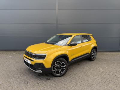 Financial Leas Jeep Avenger 1.2 e-Hybrid Summit (JBL - Keyless Entry - Elektrische Klep - Adaptieve Cruise Controle - Camera - Automatische Airco - Parkeers