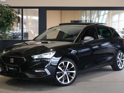 Financial Lease SEAT Leon 1.4 TSI eHybrid PHEV FR 204PK Pano Led Cam Navi ACC