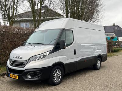 Financial Lease Iveco Daily 35S18 3.0 Automaat