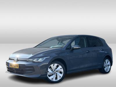 Financial Lease Volkswagen Golf 1.5 eHybrid 204PK Life Edition