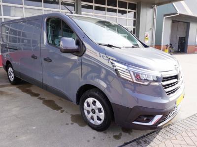 Financial Leas Renault Trafic 2.0 Blue dCi 130PK L2H1 Advance Schuifdeur links + rechts