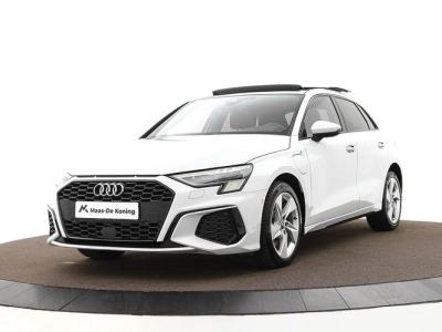Financial Leas Audi A3 Sportback 40 TFSIe 204pk S-tronic Edition