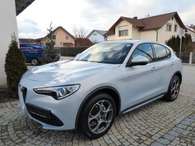 Financial Lease Alfa Romeo Stelvio 2.0T Q4 Ti Bi-XENON