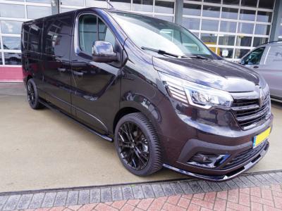 Financial Lease Renault Trafic 2.0 Blue dCi 170PK L2H1 Extra Black Edition