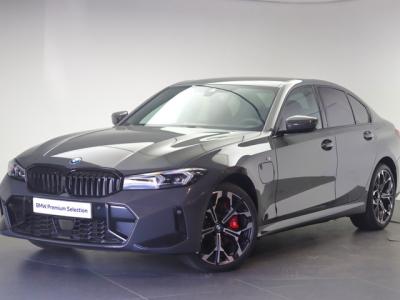 Financial Lease BMW 3 Serie 330e High Executive M Sport Automaat