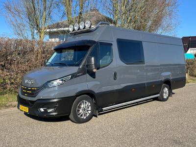Financial Leas Iveco Daily 35S18 3.0 Automaat