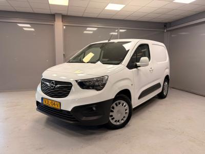 Financial Leas Opel Combo 1.5D L1H1 Edition AUTOMAAT