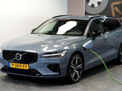 Financial Leas Volvo V60 2.0 T6 AWD Long Range 293kW