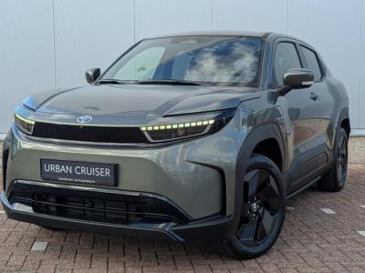 Financial Leas Toyota Urban Cruiser Dynamic 61 kWh