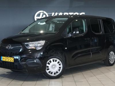 Financial Leas Opel Combo Tour 1.2 Turbo L2H1 Edition 7p.